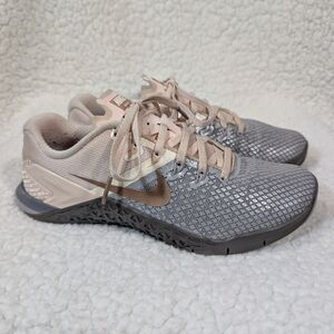 Nike Metcon‎ 4 XD MTLC Women's Shoes Size 7 Gray Pink
